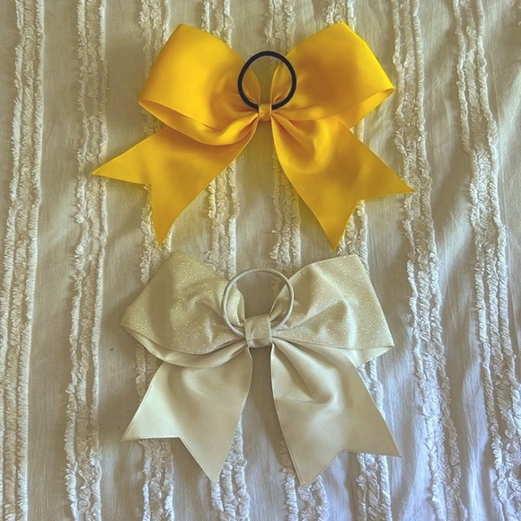 ✨TWO PACK✨ Girls Cheer Bows - Picture 2 of 2